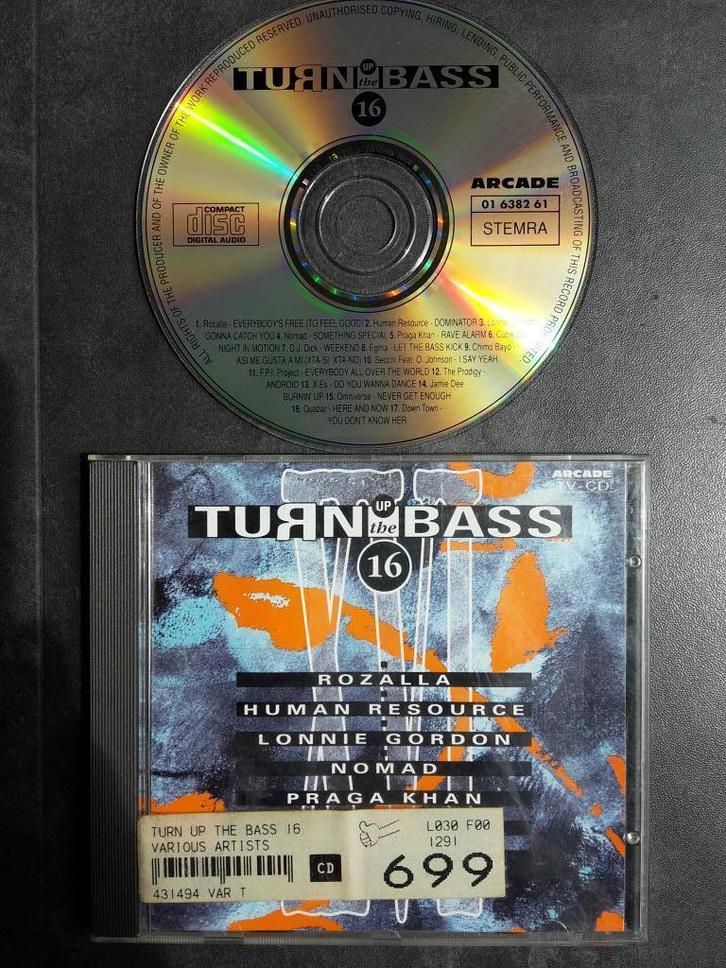CD - Turn up the Bass 16 - Oldschool Hardcore House, Cd's en Dvd's, Cd's | Dance en House, Zo goed als nieuw, Overige genres, Ophalen of Verzenden