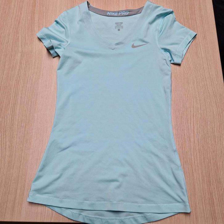 Te koop dames Nike sportshirt / Maat S, Kleding | Dames, T-shirts, Zo goed als nieuw, Maat 36 (S), Blauw, Korte mouw, Ophalen of Verzenden