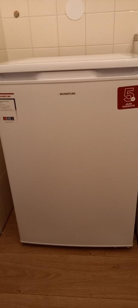 tafelmodel vriezer, Witgoed en Apparatuur, Vriezers en Diepvrieskisten, Zo goed als nieuw, Vrijstaand, Vrieskast, Minder dan 85 cm