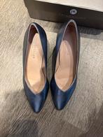 Peter Kaiser Pumps - Maat 40.5 1xgedragen, Kleding | Dames, Schoenen, Ophalen of Verzenden, Gedragen, Blauw, Pumps