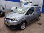 Toyota PROACE CITY 1.5 D-4D Navigator Long 130 PK NAVI CRUIS, Auto's, Bestelauto's, Voorwielaandrijving, Stof, Gebruikt, 4 cilinders
