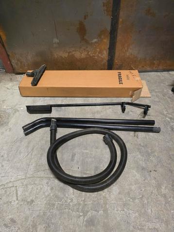 Industriële stofzuiger slangen en onderdelen (numatic) beschikbaar voor biedingen