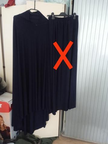 Precious ukht dark navy blue jersey kneekhimaar  beschikbaar voor biedingen