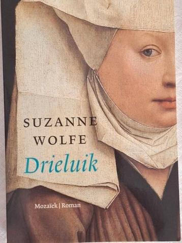 Suzanne M. Wolfe - Drieluik beschikbaar voor biedingen
