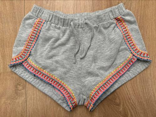 Billieblush korte broek grijs maat 134, Kinderen en Baby's, Kinderkleding | Maat 134, Gebruikt, Meisje, Broek, Ophalen of Verzenden