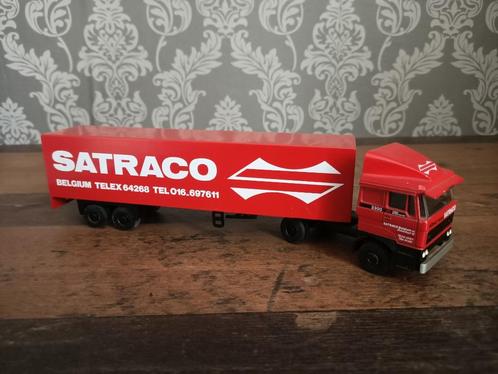 DAF 3300 + Trailer/ Satraco (DAF Trucks) 1:50 (Lion-car), Hobby en Vrije tijd, Modelauto's | 1:50, Gebruikt, Bus of Vrachtwagen