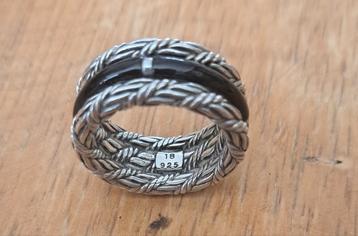 Buddha to buddha ring beschikbaar voor biedingen