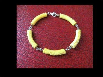 Bijzonder Chinese Zilveren Armband Bein/Handgesneden Bloemen beschikbaar voor biedingen