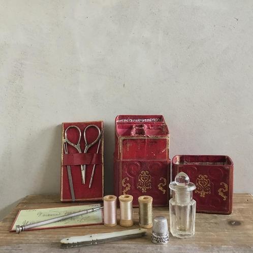 Naaigarnituur Lady's Companion., Antiek en Kunst, Antiek | Woonaccessoires, Ophalen of Verzenden