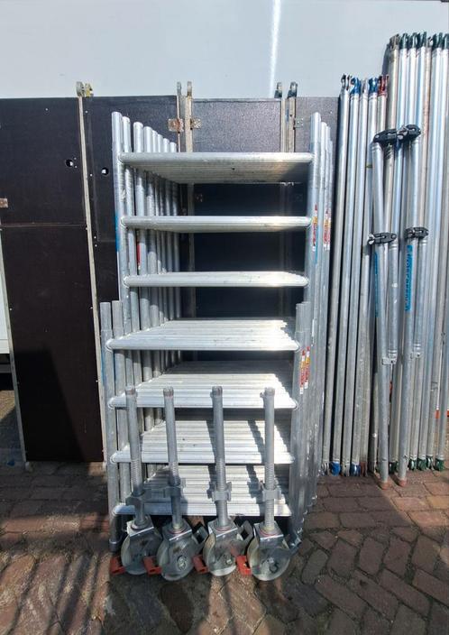 Te koop Rolsteiger 90 breed 10.20 werkhoogte, Doe-het-zelf en Verbouw, Steigers, Zo goed als nieuw, Rolsteiger of Kamersteiger