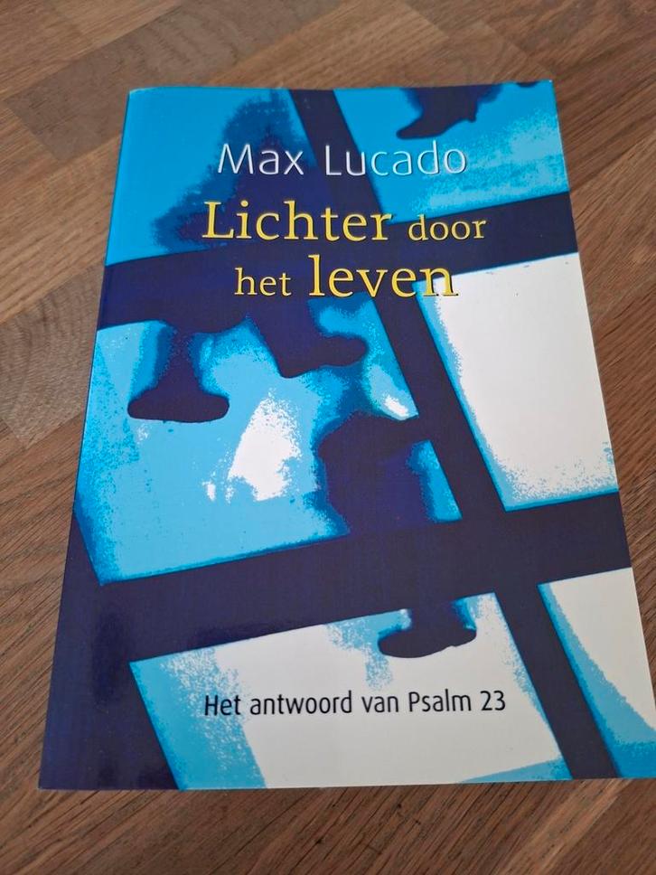 Max Lucado - Lichter door het leven, Boeken, Godsdienst en Theologie, Zo goed als nieuw, Ophalen of Verzenden