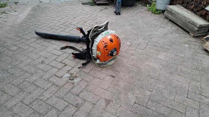 Stihl BR 600 4MIX Bladblazer ruggedragen met garantie, Tuin en Terras, Bladblazers, Gebruikt, Ruggedragen, Benzine, Ophalen