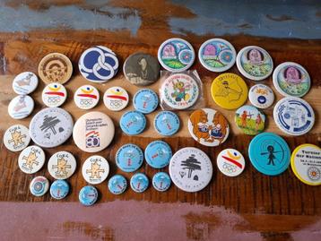 HANDBOOG BUTTONS beschikbaar voor biedingen