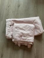 Gordijnen , licht roze 2 stuks, Ophalen of Verzenden, Zo goed als nieuw, 200 cm of meer