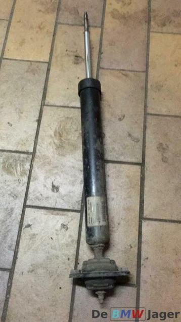 Achterschokbreker BMW X1 E84 met sportonderstel 33526851342 beschikbaar voor biedingen