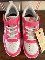 Nike sneakers, Ophalen of Verzenden, Nieuw, Meisje