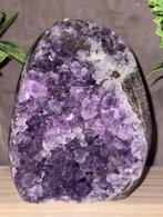 Amethist op standvlak - 888 gram, Ophalen of Verzenden, Mineraal