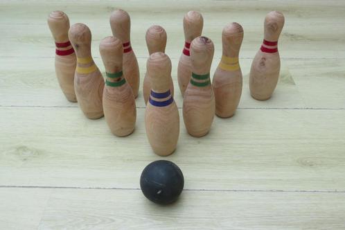 Leuke en mooie oude vintage houten kegelset 10 pins in doos, Antiek en Kunst, Curiosa en Brocante, Ophalen of Verzenden