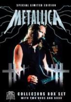 Metallica - Collectors Box Set 2DVD + Boek  Nieuw In Folie, Vanaf 16 jaar, Boxset, Muziek en Concerten, Ophalen of Verzenden