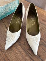 Vintage trouwschoenen maat 39, Ophalen of Verzenden, Gedragen, Schoenen