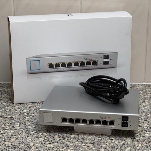 Ubiquiti UniFi Switch (8-poorts, 150W PoE+), Computers en Software, Netwerk switches, Zo goed als nieuw, Ophalen of Verzenden