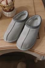 Ugg Tasman Gray 38, UGG, Verzenden, Zo goed als nieuw, Pantoffels of Sloffen