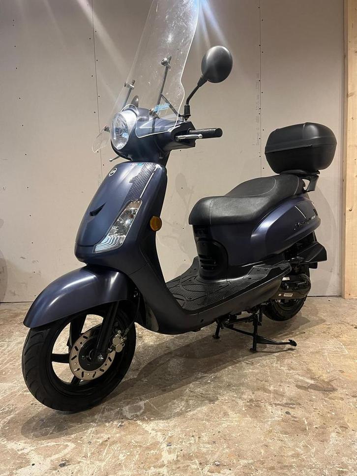 Sym Fiddle Snor scooter | nieuwstaat | 1100 KM | 2022, Fietsen en Brommers, Scooters | SYM, Zo goed als nieuw, Fiddle, Maximaal 25 km/u