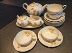 Theeservies met Herfstblad Motief, Antiek en Kunst, Ophalen of Verzenden