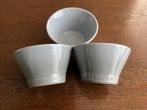 Le Creuset Dessert Schaaltjes 3 maal, Huis en Inrichting, Keuken | Servies, Ophalen of Verzenden, Overige stijlen, Aardewerk, Schaal of Schalen
