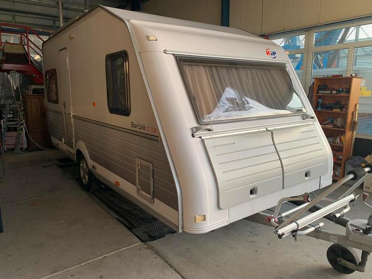 Te koop: kip 47 tdb starline special . B.j.2006., Caravans en Kamperen, Caravans, Bedrijf, tot en met 4, 1000 - 1250 kg, Rondzit