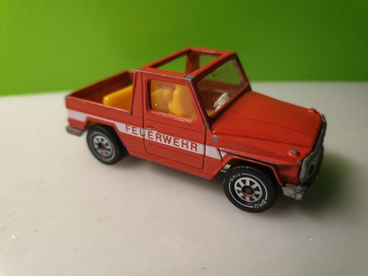 Siku 1044 - Mercedes 280GE Feuerwehr [rood] 1/55, Hobby en Vrije tijd, Modelauto's | Overige schalen, Gebruikt, Auto, Ophalen of Verzenden