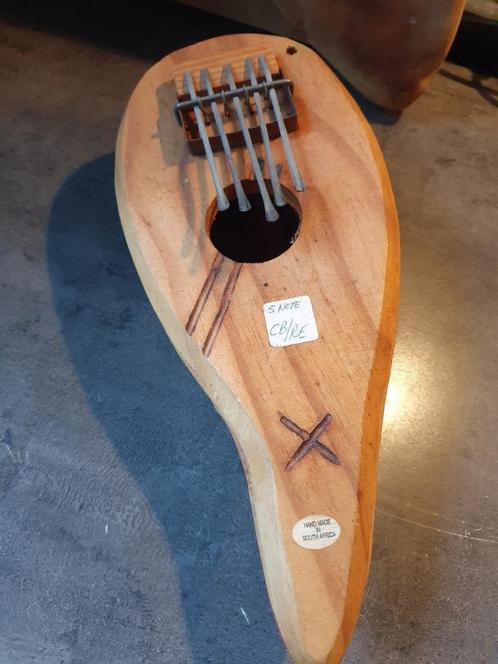 Prachtig handgemaakt snaarinstrument Zenzulu zuid afrika..., Muziek en Instrumenten, Snaarinstrumenten | Klavecimbels, Gebruikt