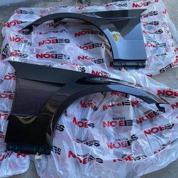 Seibon Carbon wide fender 10mm - Nissan 350z 2003-2008 beschikbaar voor biedingen