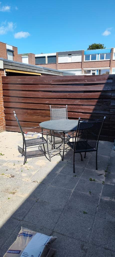 3 tuinstoelen + 1 tuintafel, Tuin en Terras, Tuinsets en Loungesets, Gebruikt, Tuinset, 3 zitplaatsen, Ophalen
