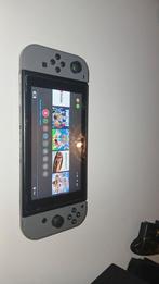 Nitendo, Spelcomputers en Games, Spelcomputers | Nintendo Switch, Ophalen of Verzenden, Zo goed als nieuw