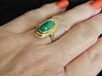 Gouden Vintage ring met edelsteen jade. 2025/66., Ophalen of Verzenden, Goud, Ring, Met edelsteen