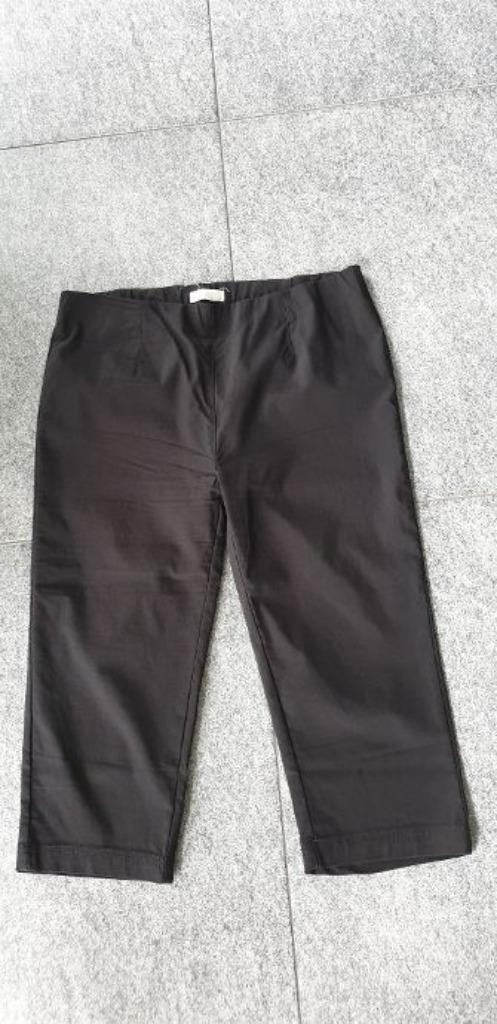 3/4 Broek zwart 44 (z.g.a.n.), Kleding | Dames, Broeken en Pantalons, Zo goed als nieuw, Maat 42/44 (L), Zwart, Ophalen of Verzenden