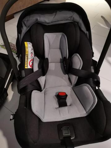 Nuna Mixx Maxi Cosi, isofix base, achteruitkijkspiegel. Zgan beschikbaar voor biedingen