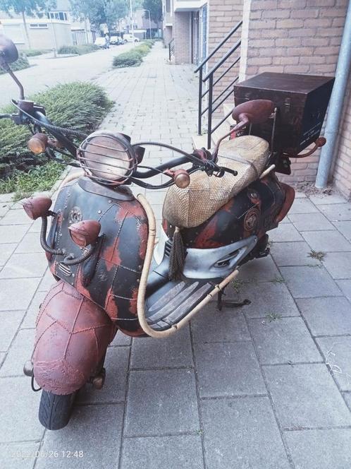 Bromscooter in Ratlook stijl, Fietsen en Brommers, Scooters | Vespa, Gebruikt, Overige modellen, Ophalen