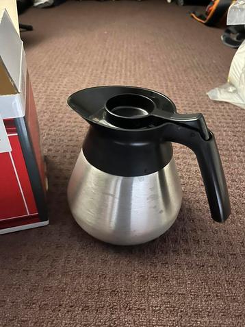 Koffie kan zie beschrijving beschikbaar voor biedingen