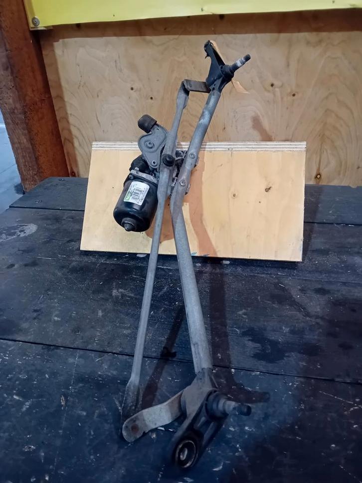 Ruitenwisser motor mechaniek voor een Renault Kangoo bj.2010, Auto diversen, Overige Auto diversen, Ophalen of Verzenden