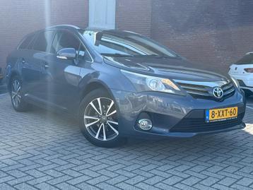 Toyota Avensis Wagon 1.6 VVTi Business|CAMARA|CRUISE|TREKHAA beschikbaar voor biedingen