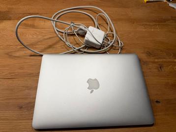 Macbook air 13” i5 laptop, 2014 128ssd met originele oplader beschikbaar voor biedingen