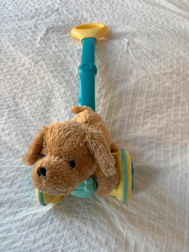 Hondje loopwagen baby speelgoed, Kinderen en Baby's, Speelgoed | Babyspeelgoed, Zo goed als nieuw, Auto, Met geluid, Met wieltjes