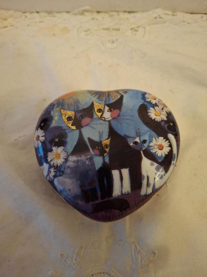 Rosina Wachtmeister - Goebel - porseleinen poezen doosje, Antiek en Kunst, Antiek | Porselein, Ophalen of Verzenden