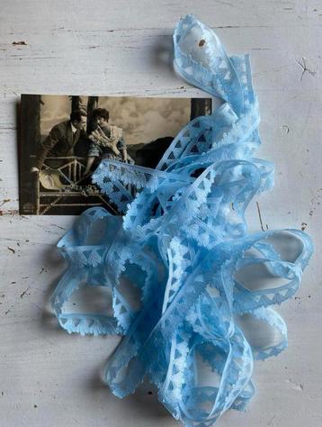 Vinyage blauw kant 4m beschikbaar voor biedingen