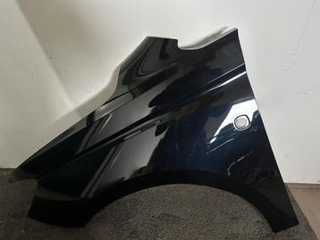 Spatbord vw caddy links beschikbaar voor biedingen
