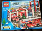 Lego city 7208: brandweerstation met doos, Ophalen of Verzenden, Zo goed als nieuw
