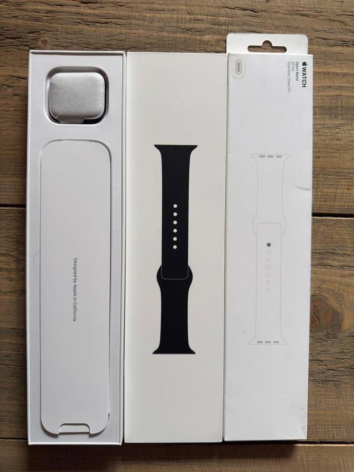 Apple Watch Series 6 40mm + 2 Bandjes + Lader, Sieraden, Tassen en Uiterlijk, Smartwatches, Gebruikt, iOS, Zwart, Ophalen of Verzenden
