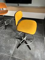 Vintage Ahrend de Cirkel werkstoel / tekentafelstoel geel, Huis en Inrichting, Ophalen of Verzenden, Gebruikt, Zwart